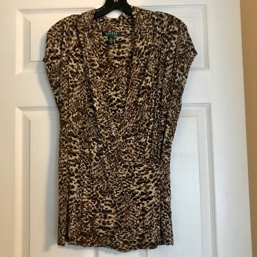 🐆Animal print blouse w/ false wrap